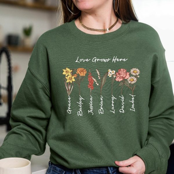 Grandmas Garden Sweatshirt, Custom Birthflower Sweatshirt, Gift for Grandma, Love Grows Here, Moms Garden