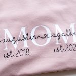 Personalised MOM t-shirt , Mama t-shirt with childrens names and year , Baby shower , Mothers day , Pregnancy reveal , Custom gift for mum