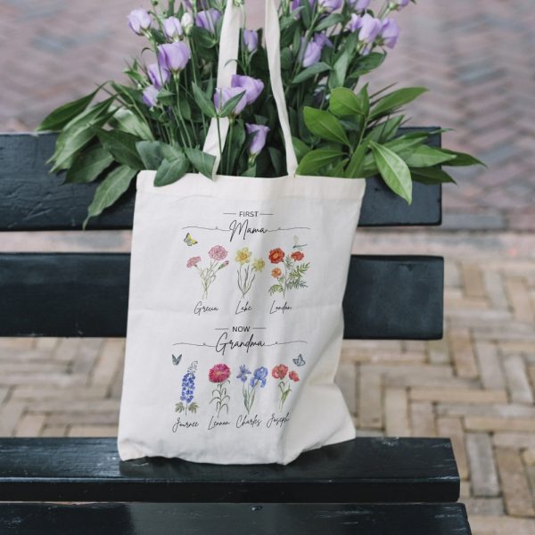 First Mom Now Grandma Tote Bag, Gift For Grandma, Mothers Day Gift, Nana Gift, Personalized Floral Tote Mom Gift, Gift for Nana