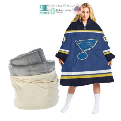 personalized-nhl-st-louis-blues-logo-sherpa-hooded-blanket-2-79588.jpg