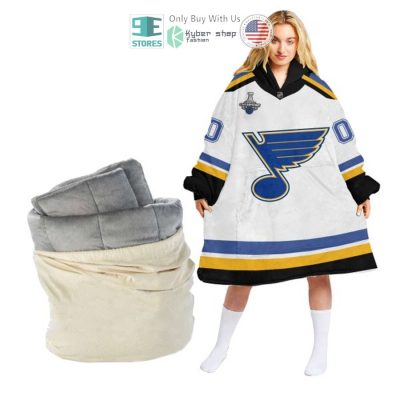 personalized-nhl-st-louis-blues-logo-white-sherpa-hooded-blanket-2-9301.jpg