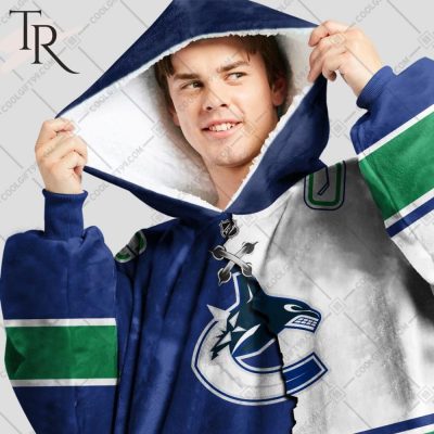personalized-nhl-vancouver-canucks-mix-jersey-blanket-hoodie-2-DP9ex.jpg